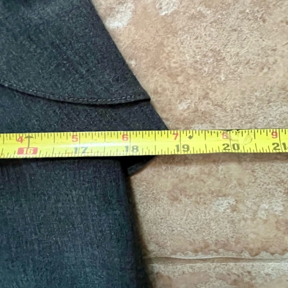 New York and Company NY&C Sleeveless V-neck Grey Lined Back Zipper Dress Size 6 - Picture 15 of 16